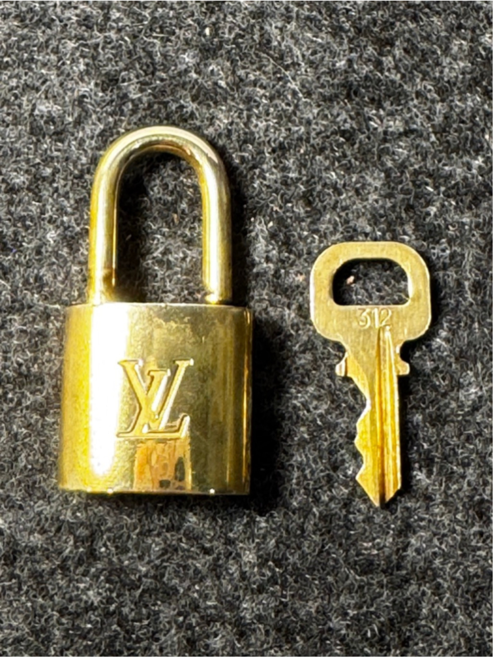 Women's Louis Vuitton Gold Padlock and Key 312 With Generic Purse Charm - Picture 3 of 6